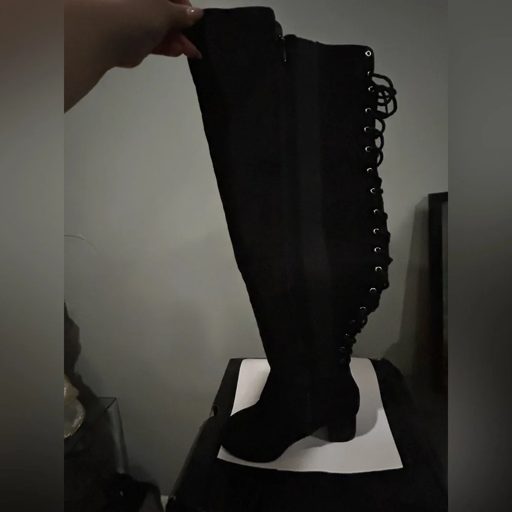 Torrid - Picture 1 of 2